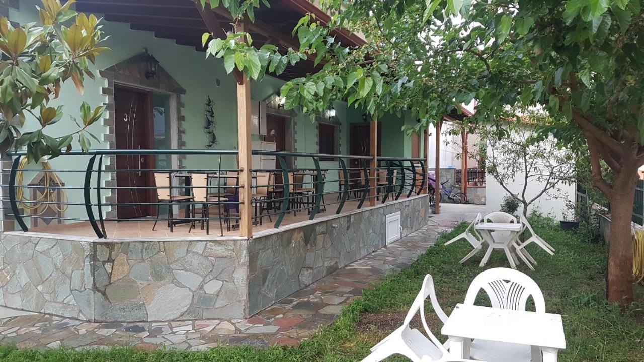 Villa Relax Nea Vrasna Exterior photo